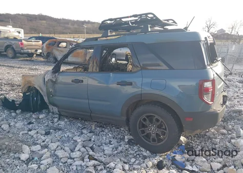 2022 Ford Bronco Sport Big Bend z USA, uszkodzony, nr VIN 3FMCR9B69NRD96392